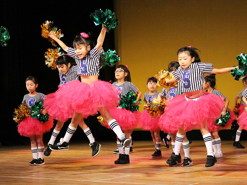kids cheer dance